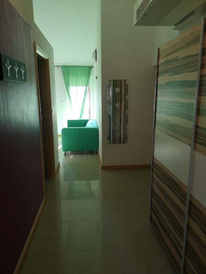 Panorama Sunset Apartments Cres Bagian luar foto